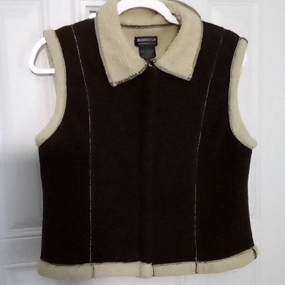 barrage Jackets & Blazers - Elegant Dark Brown and Cream Sherpa Vest